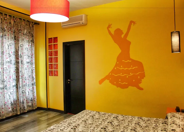 Jc Rooms Santa Ana Madrid